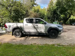 , metallic lak Gebruikt 2022 Toyota HiLux Pickup | € 99.750