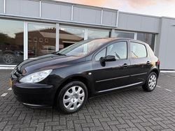 Gebruikt 2003 Peugeot 307 | € 1.799 (Iets duurder)