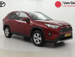 Rood Gebruikt 2020 Toyota RAV4 Hybrid SUV | € 31.499 (Goede deal)