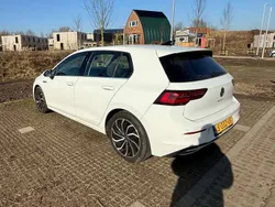 Gebruikt 2020 VW Golf VII Highline Stationwagen | € 18.850 (Goede deal)