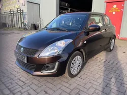Paars, metallic lak Gebruikt 2014 Suzuki Swift Comfort Hatchback | € 8.199 (Eerlijke prijs)