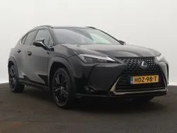 Zwart Gebruikt 2022 Lexus UX 300e SUV | € 34.945