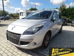 Grijs Gebruikt 2011 Renault Scénic III MPV | € 4.799 (Eerlijke prijs)