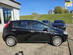 Zwart Gebruikt 2008 Fiat Grande Punto Active Hatchback | € 1.850 (Eerlijke prijs)