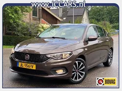 Bruin Gebruikt 2016 Fiat Tipo Lounge Sedan | € 5.995 (Duur)