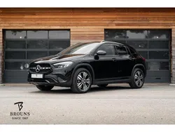 Zwart Gebruikt 2024 Mercedes GLA250 Urban SUV | € 45.450 (Eerlijke prijs)