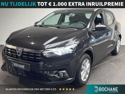 Zwart Gebruikt 2022 Dacia Sandero Comfort Hatchback | € 15.645 (Eerlijke prijs)