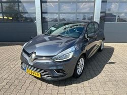 Grijs Gebruikt 2018 Renault Clio IV Intens Hatchback | € 12.830 (Iets duurder)