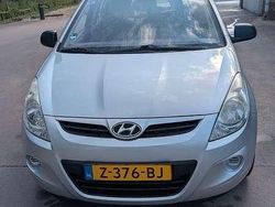 Zilver Gebruikt 2009 Hyundai i20 Dynamiq Hatchback | € 3.500 (Goede deal)