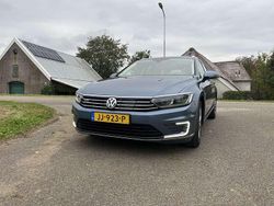 Blauw Gebruikt 2016 VW Passat Highline Stationwagen | € 8.200 (Eerlijke prijs)