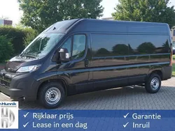 Zwart Nieuw 2024 Peugeot Boxer Van | € 35.850 (Eerlijke prijs)