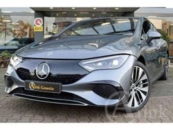 Grijs, metallic lak Gebruikt 2022 Mercedes EQE350 Luxury Sedan | € 59.500