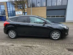 Zwart Gebruikt 2012 Ford Focus Titanium Hatchback | € 7.999 (Duur)