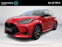 Rood Gebruikt 2021 Toyota Yaris Hybrid Executive Hatchback | € 24.949 (Iets duurder)