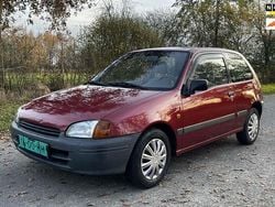 Rood Gebruikt 1996 Toyota Starlet Hatchback | € 1.750 (Eerlijke prijs)