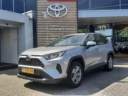 Grijs Gebruikt 2023 Toyota RAV4 Active SUV | € 38.900 (Eerlijke prijs)