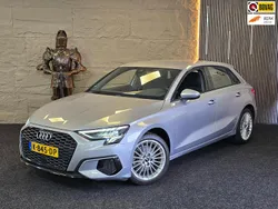 Grijs Gebruikt 2020 Audi A3 Sportback e-tron Business Sedan | € 22.499 (Eerlijke prijs)