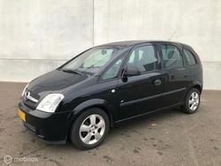 Zwart Gebruikt 2005 Opel Meriva MPV | € 599 (Goede deal)