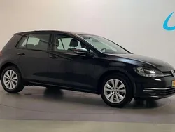 Zwart Gebruikt 2019 VW Golf VII Comfortline Hatchback | € 15.750 (Eerlijke prijs)