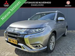 Grijs Gebruikt 2020 Mitsubishi Outlander Instyle SUV | € 26.950 (Eerlijke prijs)