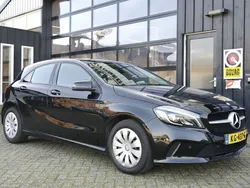 Zwart Gebruikt 2016 Mercedes A160 Ambition Hatchback | € 11.589