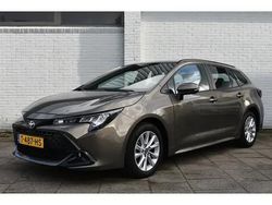 Bruin Gebruikt 2023 Toyota Corolla Active Stationwagen | € 24.999 (Eerlijke prijs)