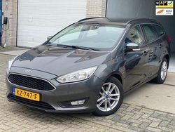 Grijs, metallic lak Gebruikt 2016 Ford Focus Trend Stationwagen | € 9.950 (Eerlijke prijs)