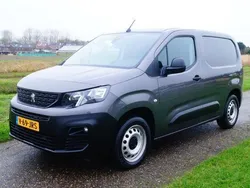 Grijs Gebruikt 2023 Peugeot Partner MPV | € 18.645 (Eerlijke prijs)