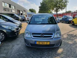 Grijs Gebruikt 2004 Opel Meriva Enjoy MPV | € 1.550 (Eerlijke prijs)