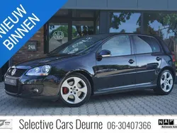 Zwart, metallic lak Gebruikt 2008 VW Golf VI Edition Hatchback | € 7.750 (Eerlijke prijs)