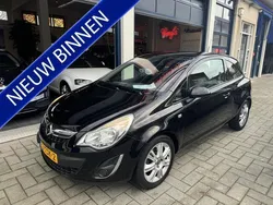 Zwart Gebruikt 2012 Opel Corsa Cosmo Hatchback | € 6.250 (Eerlijke prijs)