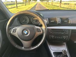 Zwart Gebruikt 2005 BMW 116 Hatchback | € 2.750 (Eerlijke prijs)