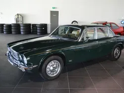 Groen Gebruikt 1977 Jaguar XJ Sedan | € 18.500