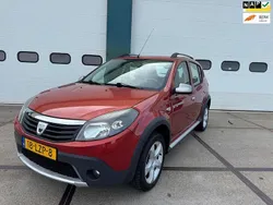 Rood Gebruikt 2010 Dacia Sandero Stepway Hatchback | € 2.925 (Eerlijke prijs)