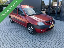 Rood Gebruikt 2008 Dacia Logan MCV Ambiance MPV | € 1.499 (Goede deal)