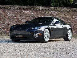 Zwart, metallic lak Gebruikt 2003 Aston Martin Vanquish Shadow Edition Coupé | € 69.500