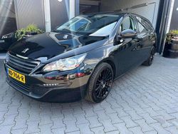 Zwart, metallic lak Gebruikt 2015 Peugeot 308 Stationwagen | € 4.499 (Goede deal)