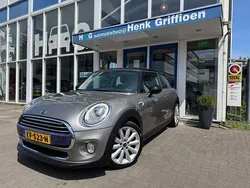 Grijs Gebruikt 2016 Mini Cooper Business Hatchback | € 16.950 (Eerlijke prijs)