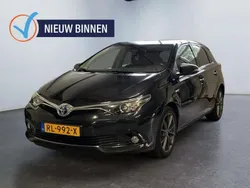 Zwart Gebruikt 2018 Toyota Auris Hybrid Hatchback | € 15.750 (Eerlijke prijs)