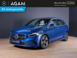 Blauw Gebruikt 2024 Mercedes B180 Luxury MPV | € 43.450 (Eerlijke prijs)