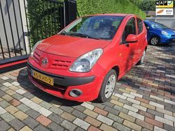 Rood Gebruikt 2009 Nissan Pixo Acenta Hatchback | € 2.850 (Eerlijke prijs)