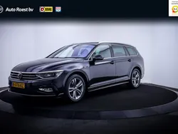 Zwart Gebruikt 2021 VW Passat Business+ Stationwagen | € 27.125 (Iets duurder)