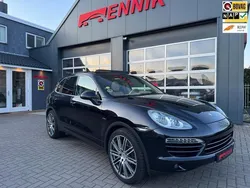 Zwart Gebruikt 2014 Porsche Cayenne Platinum Edition SUV | € 18.950