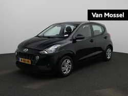 Zwart Gebruikt 2022 Hyundai i10 Comfort Hatchback | € 13.840 (Eerlijke prijs)
