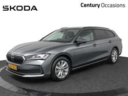 Grijs Gebruikt 2024 Skoda Superb First Edition Stationwagen | € 36.900 (Duur)