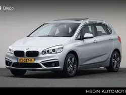 Grijs, metallic lak Gebruikt 2016 BMW 225 Active Tourer iPerformance MPV | € 19.880 (Iets duurder)