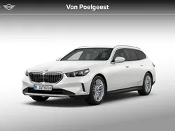Wit Nieuw 2025 BMW 520 Comfort Edition Stationwagen | € 83.437 (Goede deal)