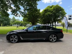 Zwart Gebruikt 2018 BMW 740 Executive Sedan | € 37.799 (Goede deal)