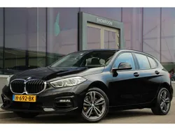 Zwart Gebruikt 2020 BMW 118 Executive Hatchback | € 22.900 (Eerlijke prijs)