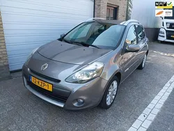 Grijs Gebruikt 2010 Renault Clio GrandTour Business Stationwagen | € 4.395 (Eerlijke prijs)